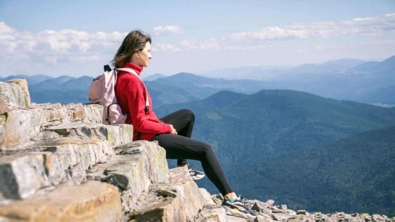 How to Overcome Being Alone When You Travel